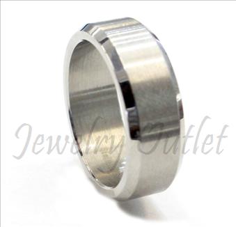 Stainless Steel Mens Comfort Fit Band in Silver